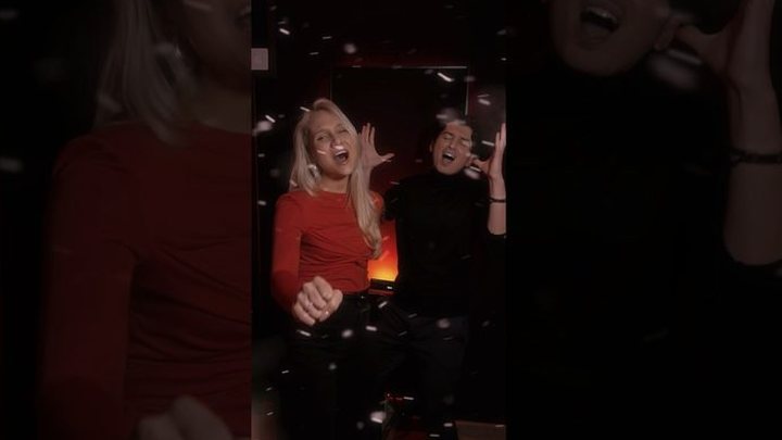 Валерия Чайка и NAKHAT исполняют «Just One Last Dance»